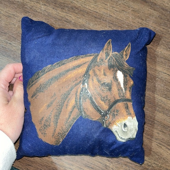 HORSE MINI PILLOW - Picture 2 of 2